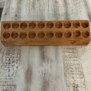 Oil holder. Wood block